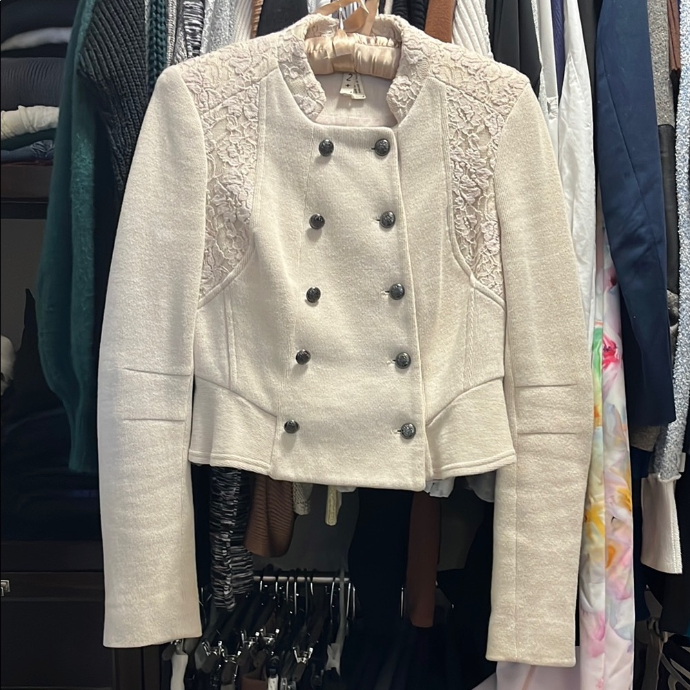 Elegant Ivory Double-Breasted Women's Jacket